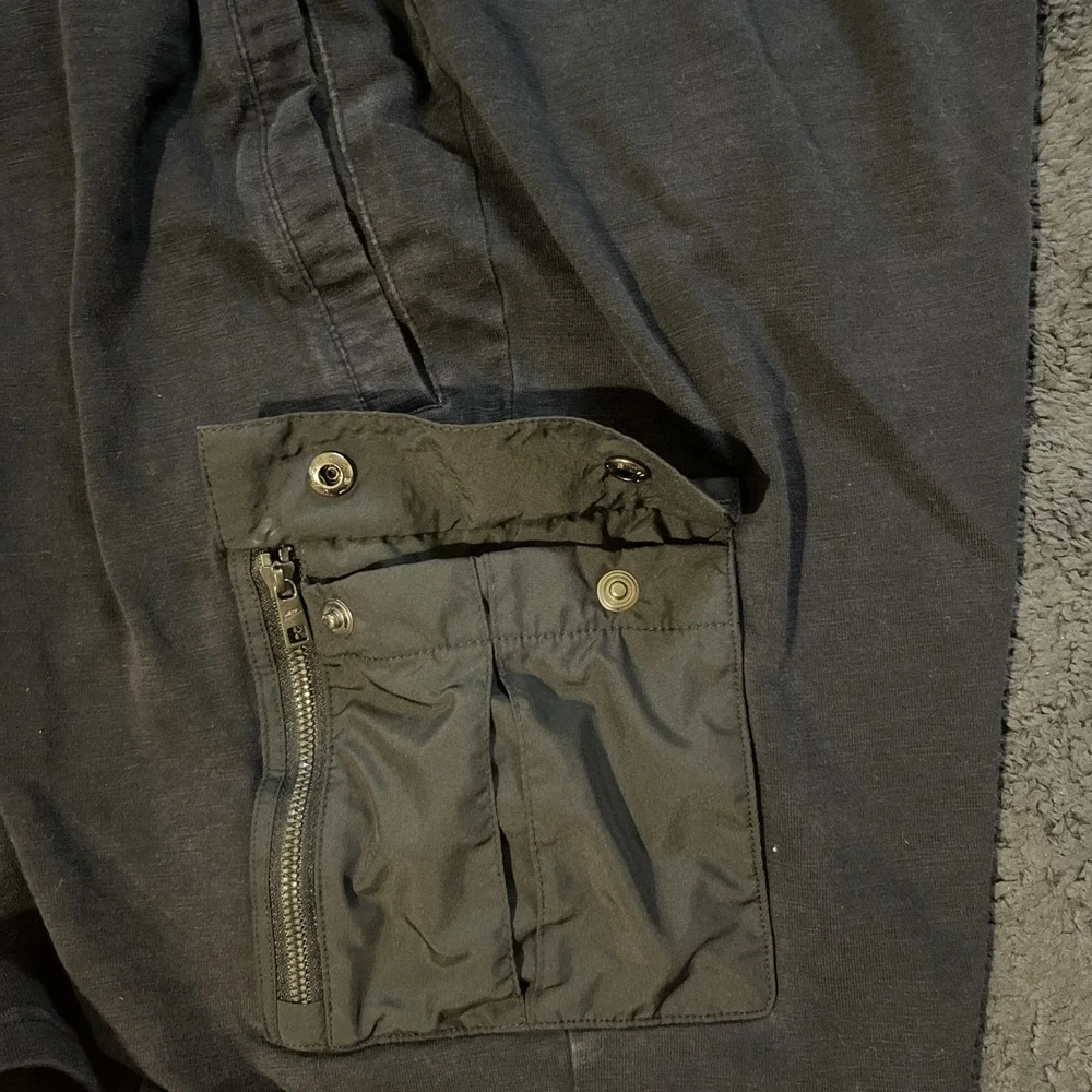 NIKE Sportswear cotton Lightweight Fleece Shorts Men's Medium Black cargo